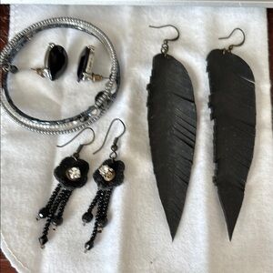 Elegant Black Jewelry Set three sets of earrings